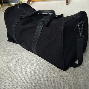 DUFFEL BAG